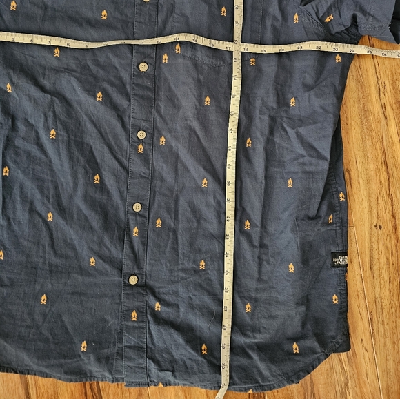 The North Face Men's XL SS Camp Shirt EUC - Picture 4 of 4